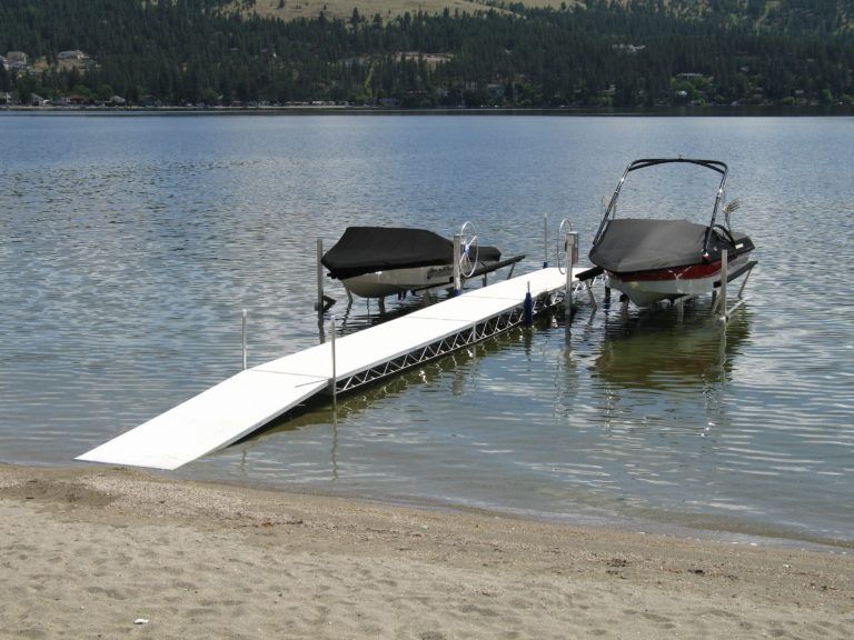 Photos Docks & Lifts Boone Docks Marine Siren, WI