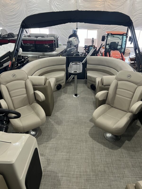 2024 Flagship Endurance 22CU with Suzuki 115hp - $37,454