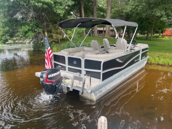 2018 Premier Sunstation 230RF with Evinrude 90hp - $29,995 - Image 4