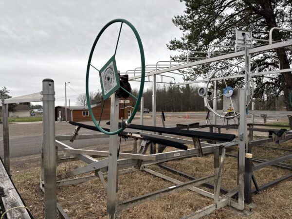2500# Daka Boat Lift - $550