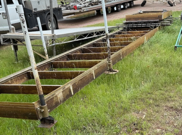 Aluminum Dock 40' with composite decking - $1,500